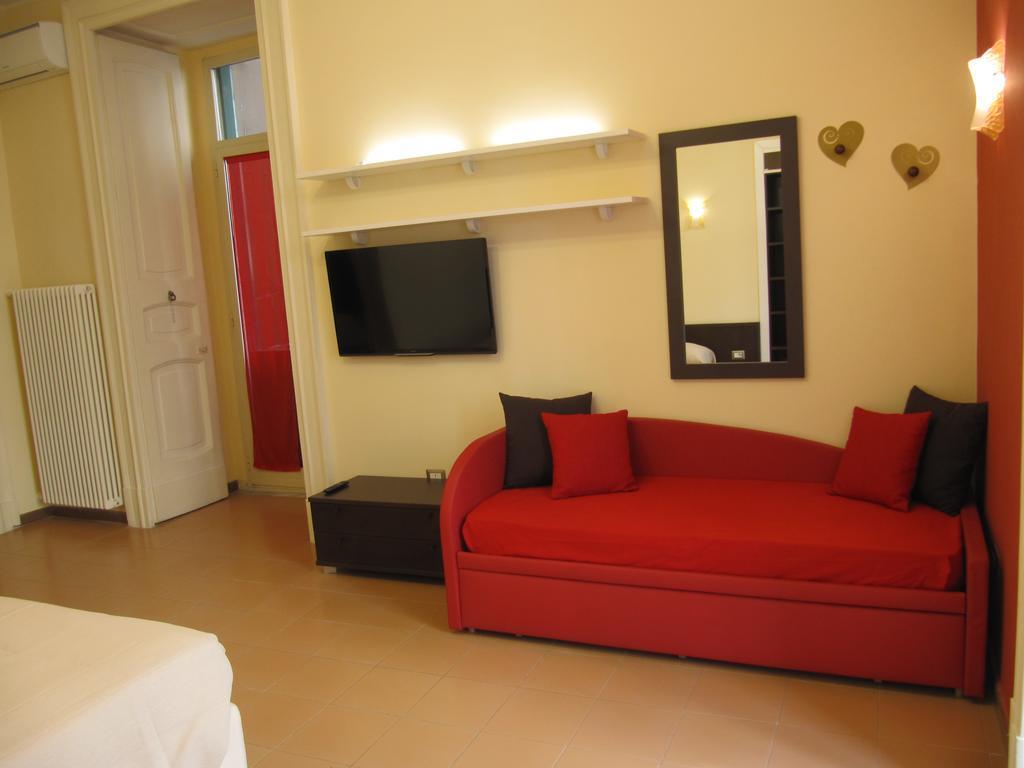 Duomo 89 Bed & Breakfast Naples Room photo