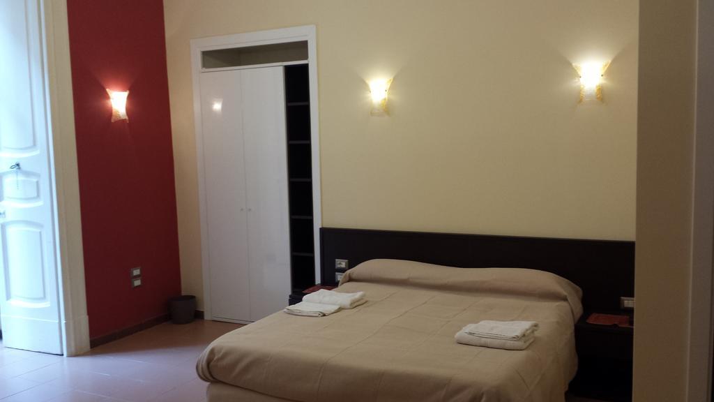 Duomo 89 Bed & Breakfast Naples Room photo
