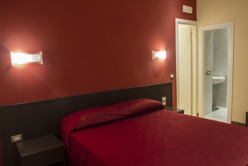 Duomo 89 Bed & Breakfast Naples Room photo