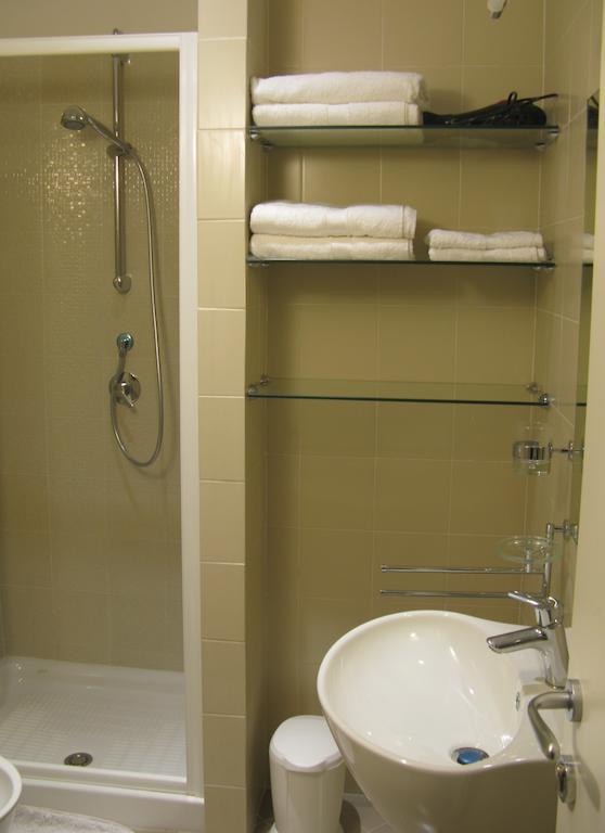 Duomo 89 Bed & Breakfast Naples Room photo
